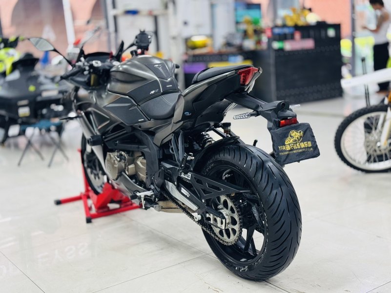 二手QJMOTOR赛600
