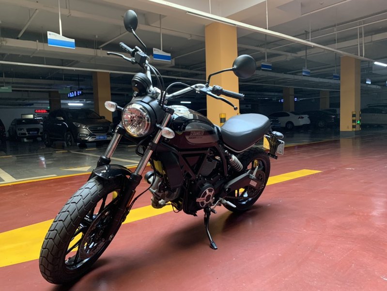 二手杜卡迪Scrambler Sixty2