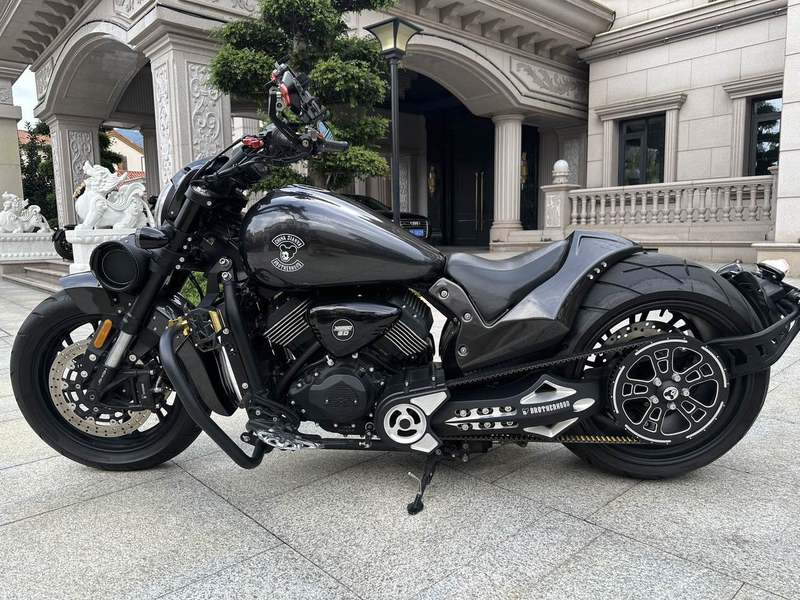 二手香帅金刚狼800S