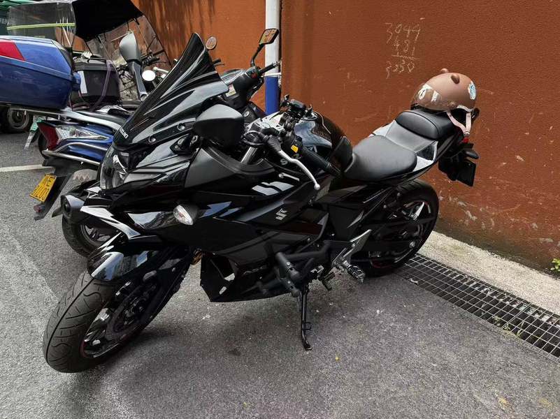 二手豪爵铃木GSX250R