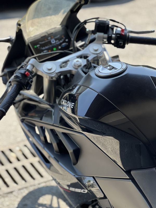 二手赛科龙RC250