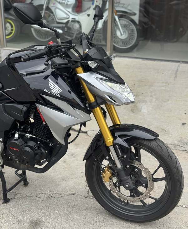 二手五羊本田CB190R 暴锋眼