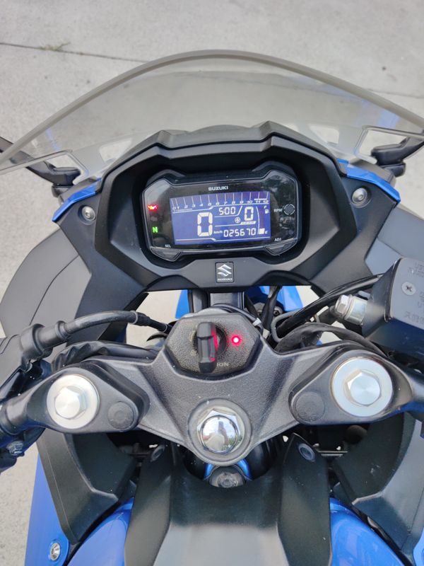 二手豪爵铃木GSX250R