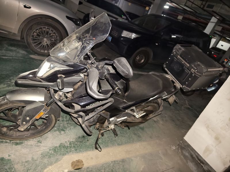 二手五羊本田猛鸷 CB190X