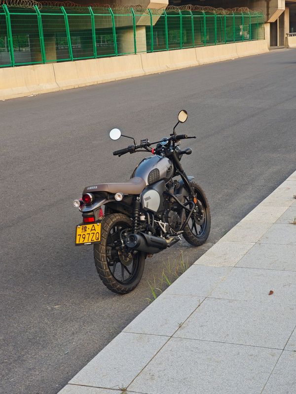 二手建设雅马哈GT150 Fazer