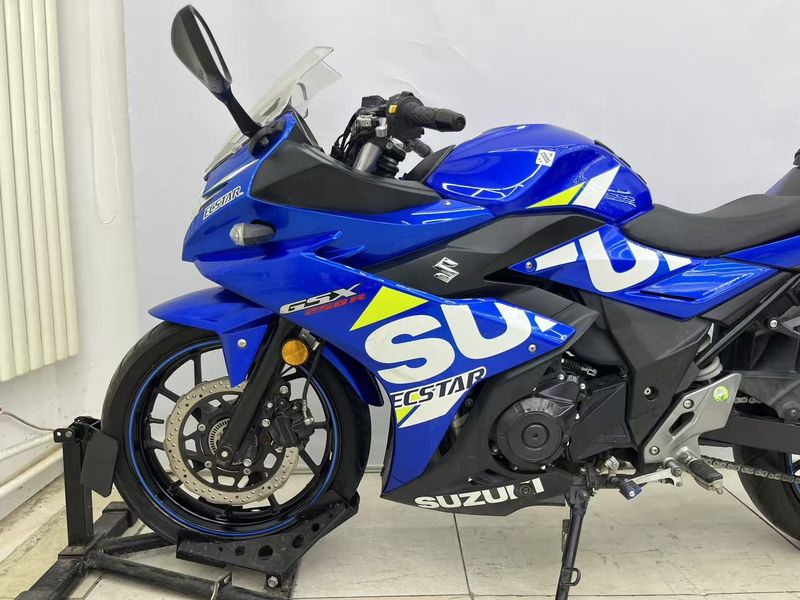 二手豪爵铃木GSX250R