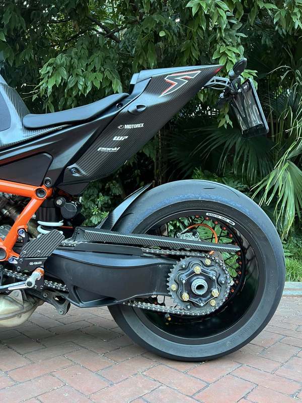 二手KTMR2R1290 Super Duke