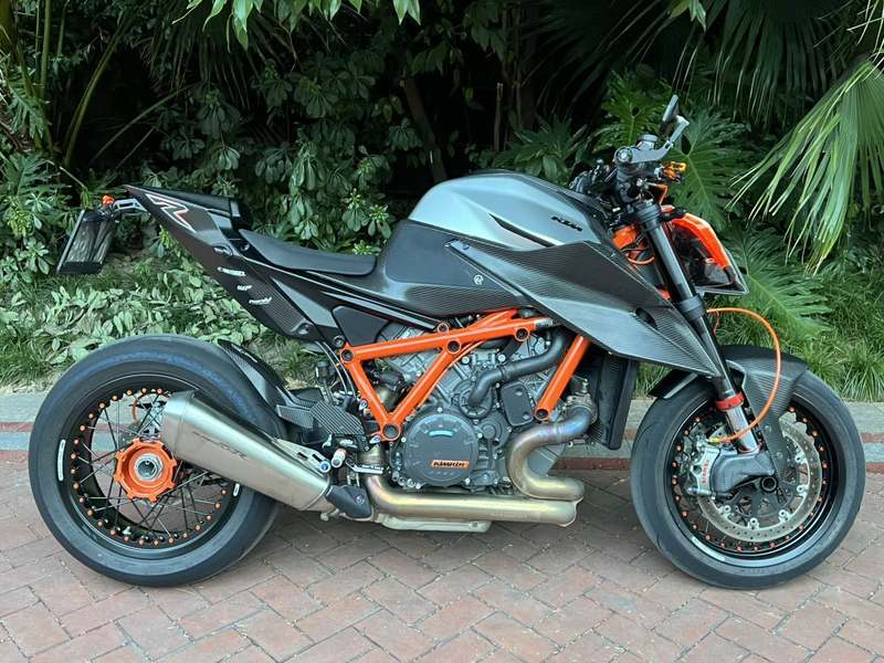 二手KTMR2R1290 Super Duke