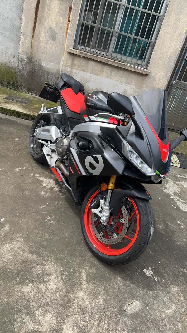 二手阿普利亚RS 660 