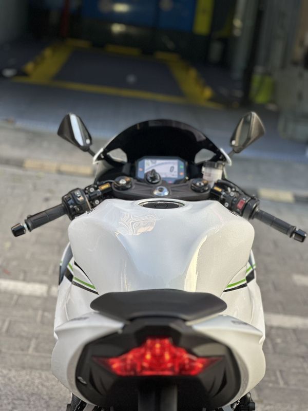 二手川崎Ninja ZX-6R 