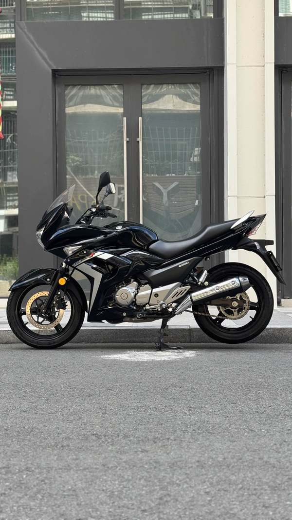 二手豪爵铃木骊驰 GW 250F
