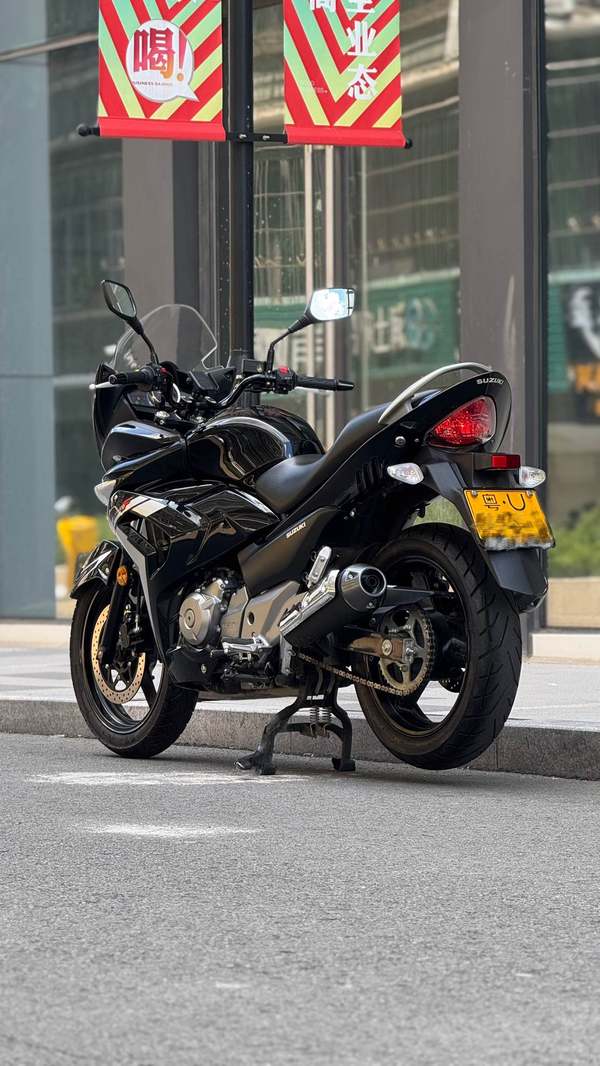 二手豪爵铃木骊驰 GW 250F
