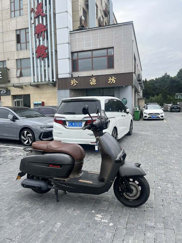二手维多利亚Sixties 300i
