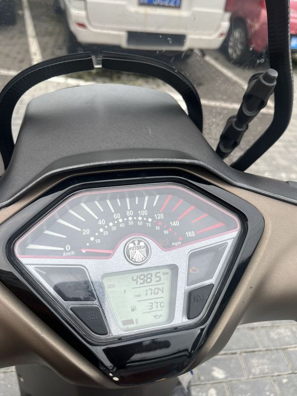 二手维多利亚Sixties 300i