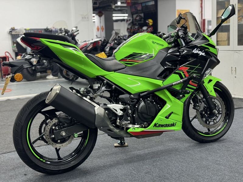 二手川崎Ninja 400