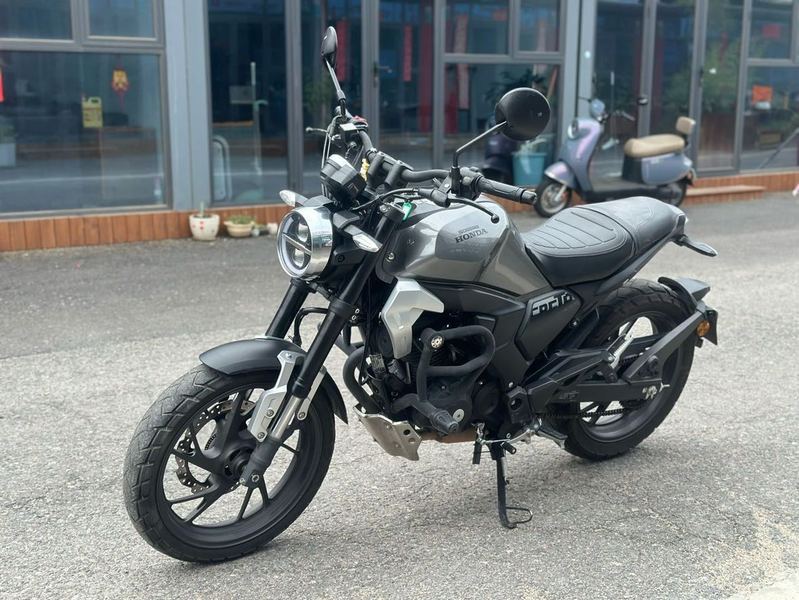 二手新大洲本田CBF190TR