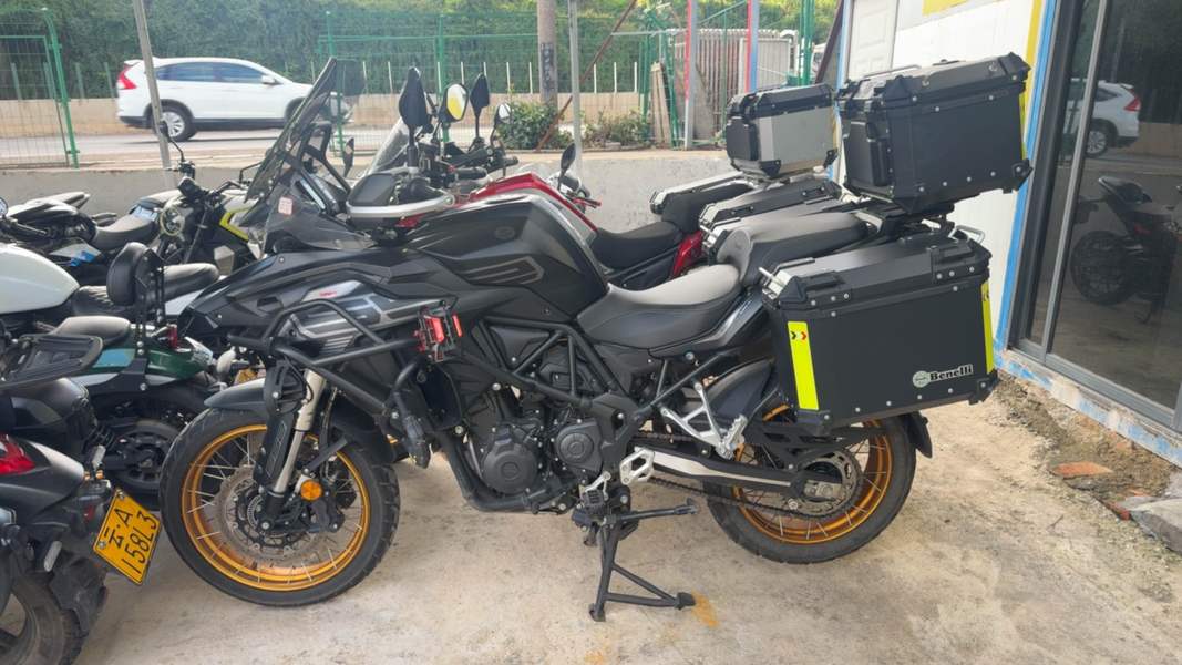 二手贝纳利TRK552