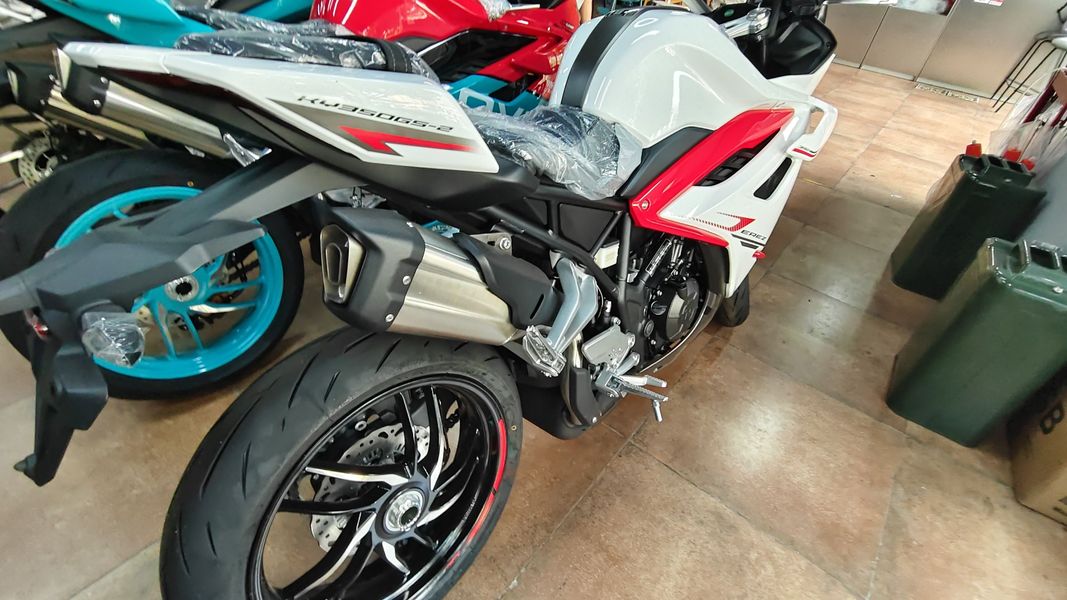 二手凯越350RR 赫雷兹