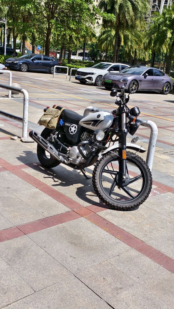 二手建设雅马哈天俊YB125SP