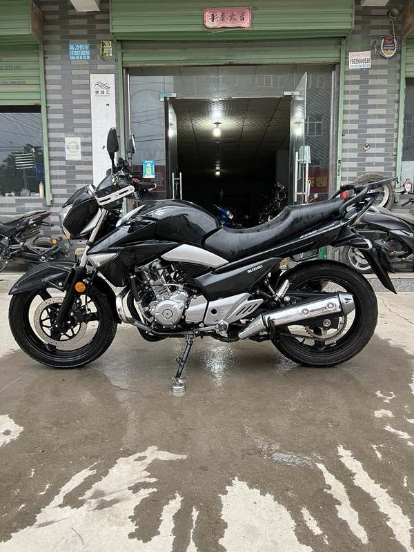 二手豪爵铃木骊驰 GW250