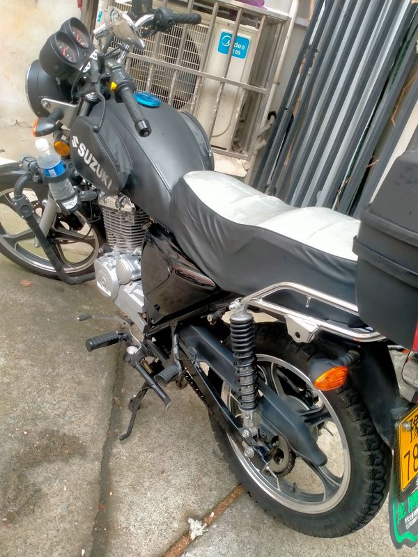 二手济南铃木悍道150