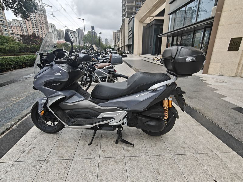 二手大阳V锐 ADV350