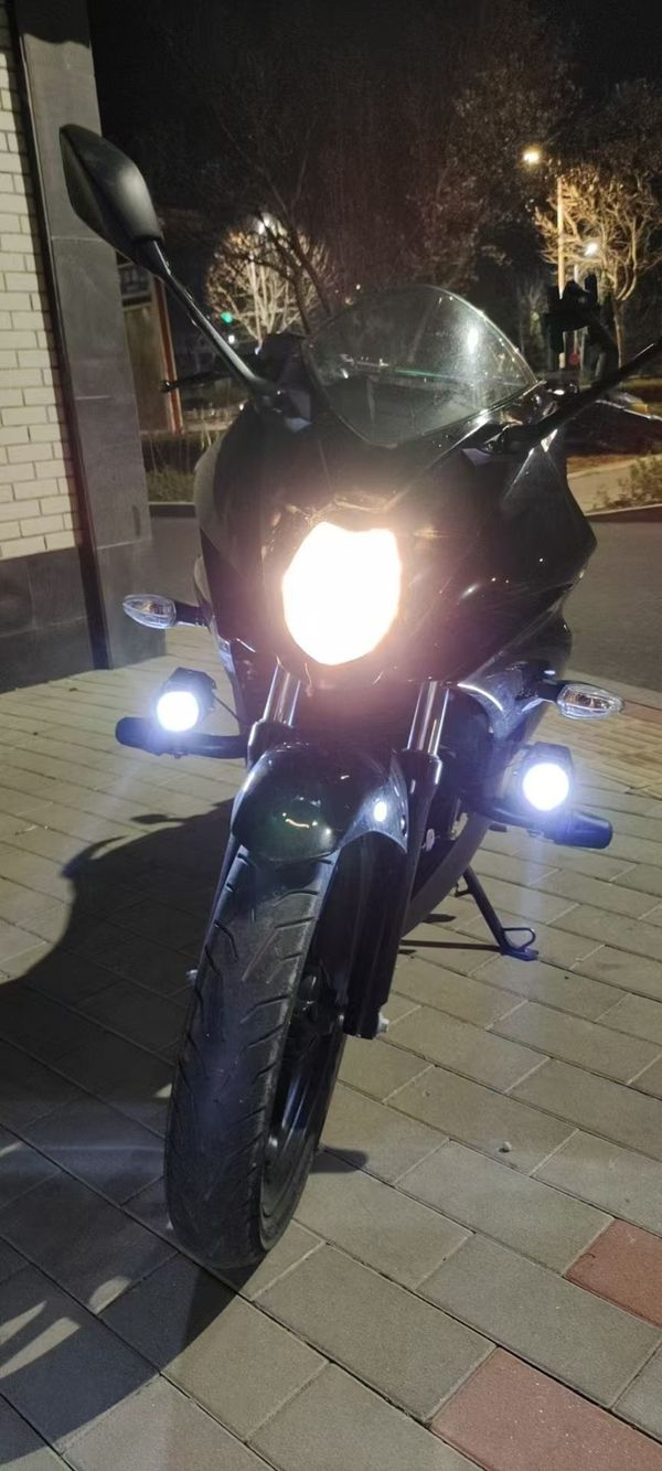 二手济南铃木极客飒 Gixxer 155