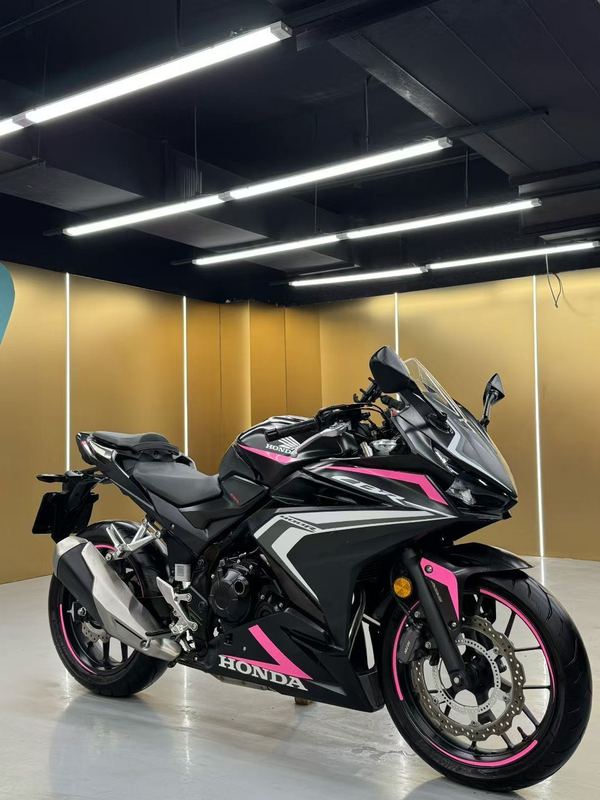 二手本田CBR400R