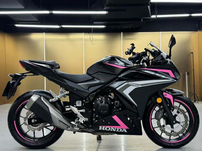 二手本田CBR400R