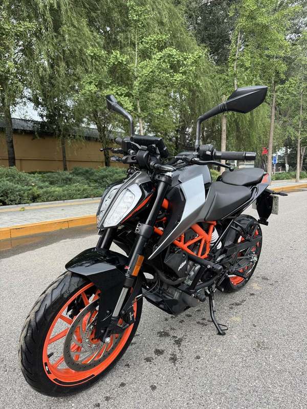 二手KTMR2R390 Duke