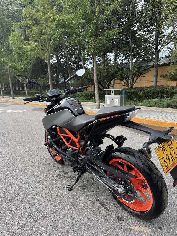 二手KTMR2R390 Duke