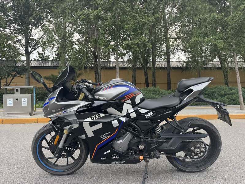二手春风250SR