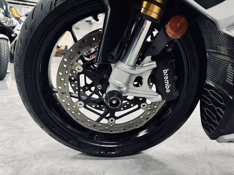 二手阿普利亚RS 660 