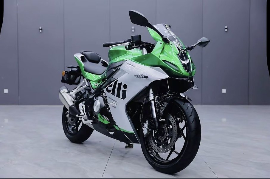 二手贝纳利龙卷风 Tornado 252R