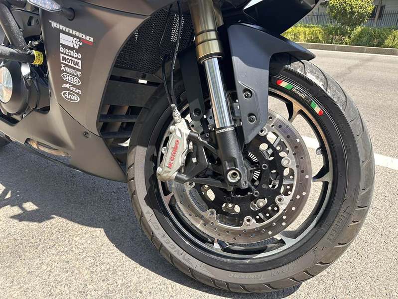 二手贝纳利龙卷风 Tornado 552R