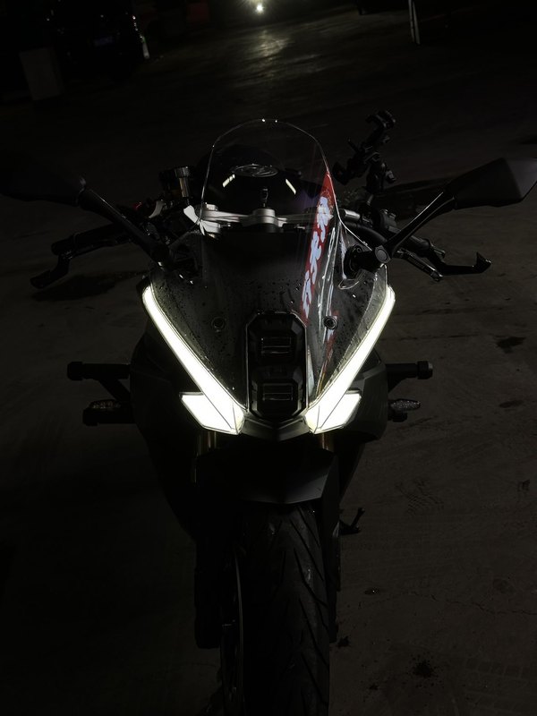 二手贝纳利龙卷风 Tornado 552R