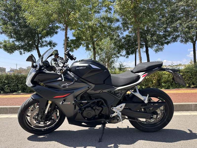 二手贝纳利龙卷风 Tornado 552R