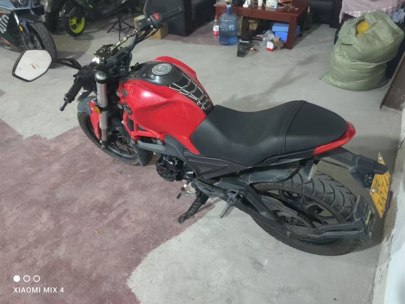 二手银钢大怪兽250