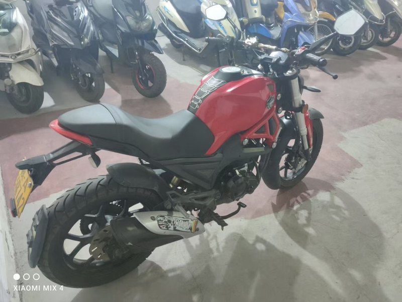 二手银钢大怪兽250