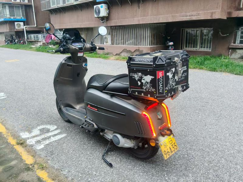 二手维多利亚Sixties 300i