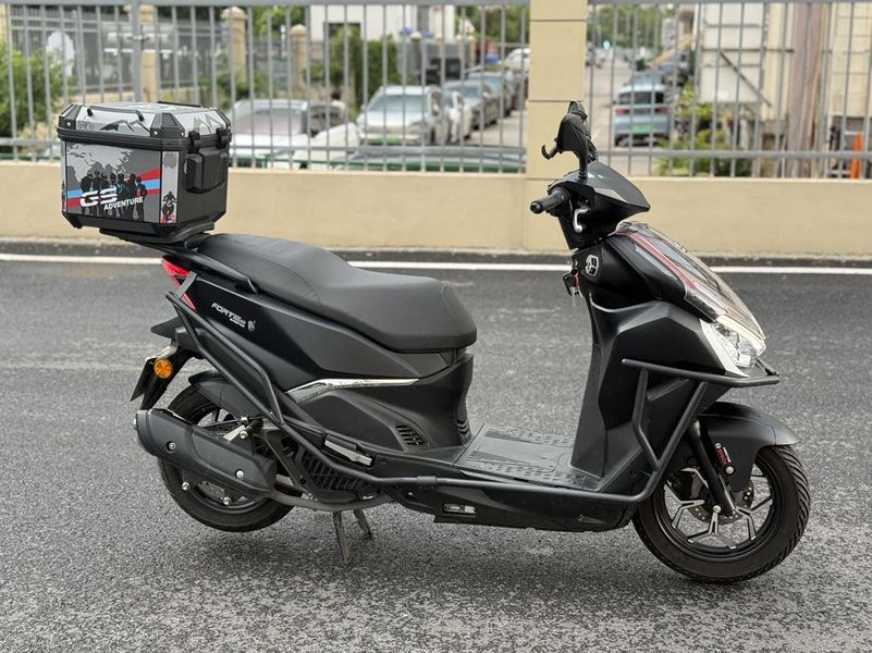 二手QJMOTOR鸿150RS