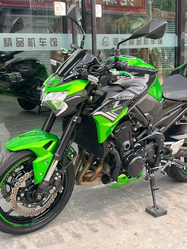 二手川崎Z900