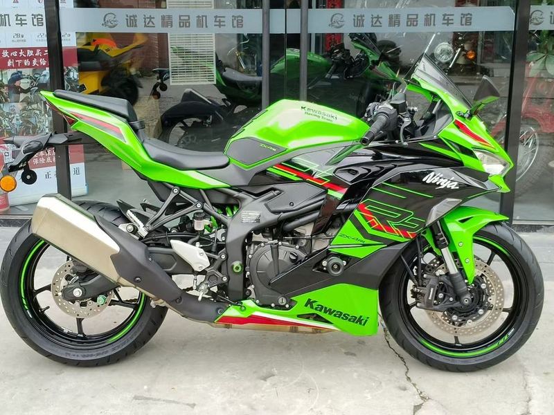二手川崎ZX-4R