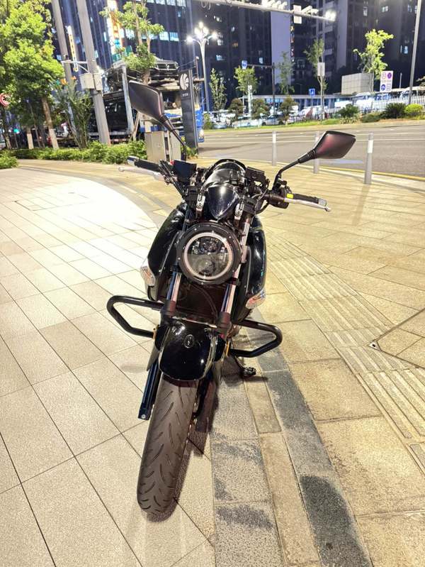 二手豪爵铃木骊驰 GW250