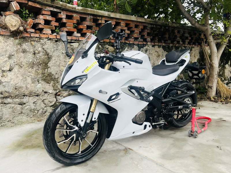 二手QJMOTOR赛250