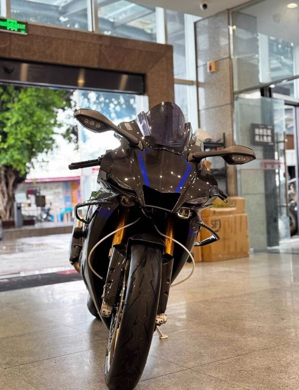 二手雅马哈YZF-R1