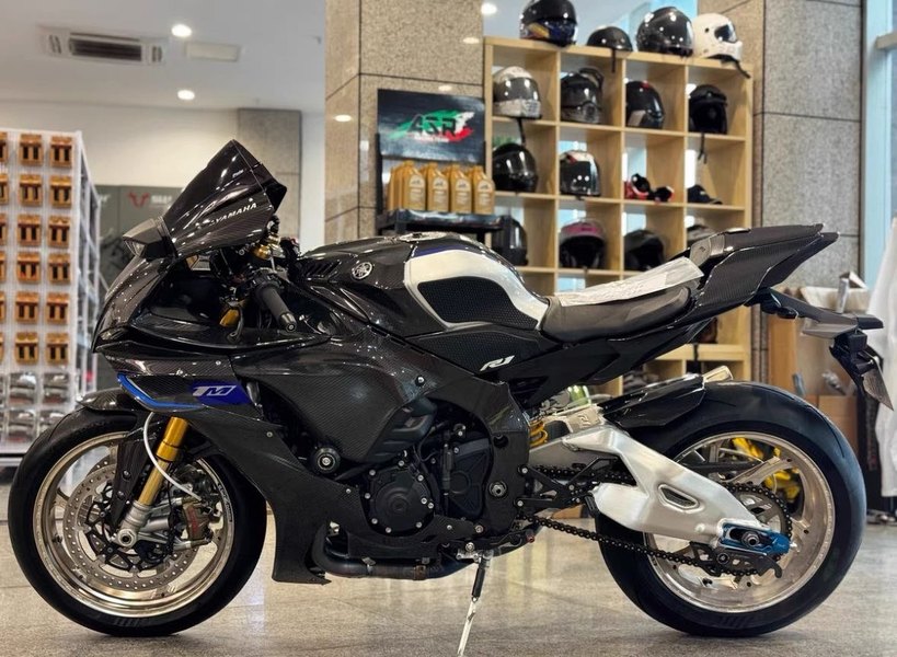 二手雅马哈YZF-R1