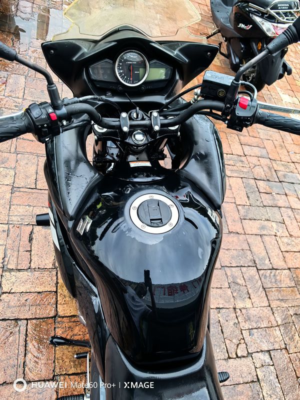 二手豪爵铃木骊驰 GW 250F
