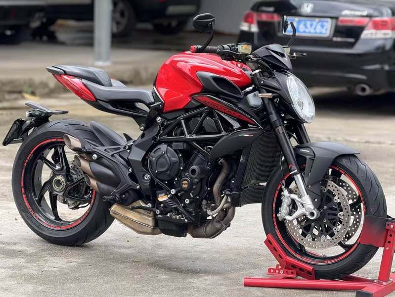 二手奥古斯塔Brutale 800