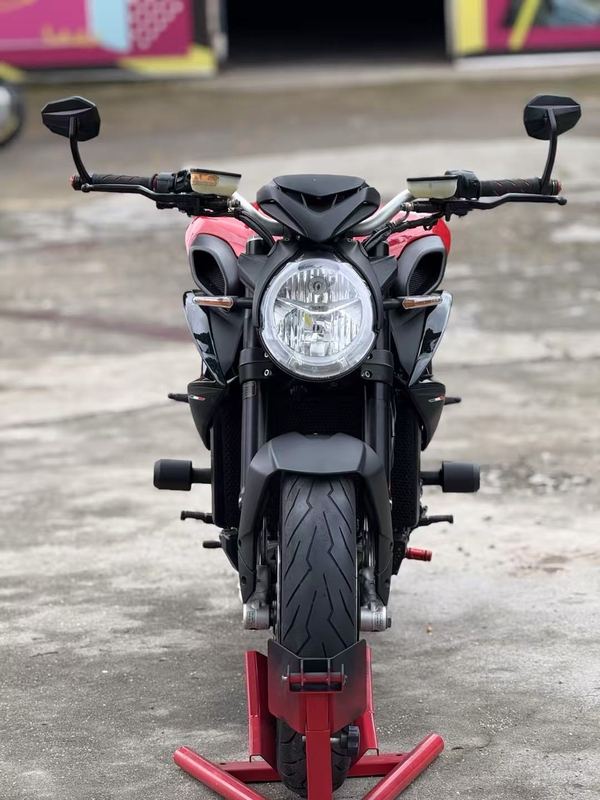 二手奥古斯塔Brutale 800